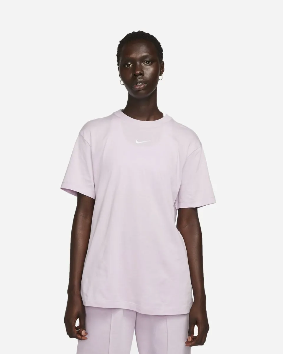 Women's Boyfriend T-Shirt - Doll